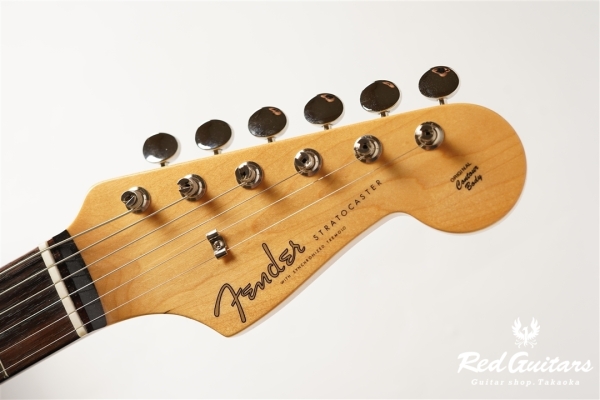 MADE IN JAPAN Traditional II 60s Stratocaster - 3Tone Sunburst